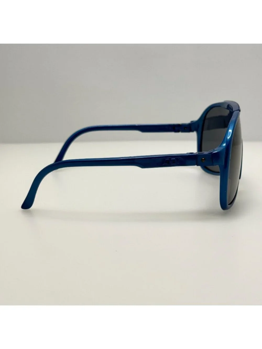 Aden Sunglasses J/A Z87 5.5 140 Blue